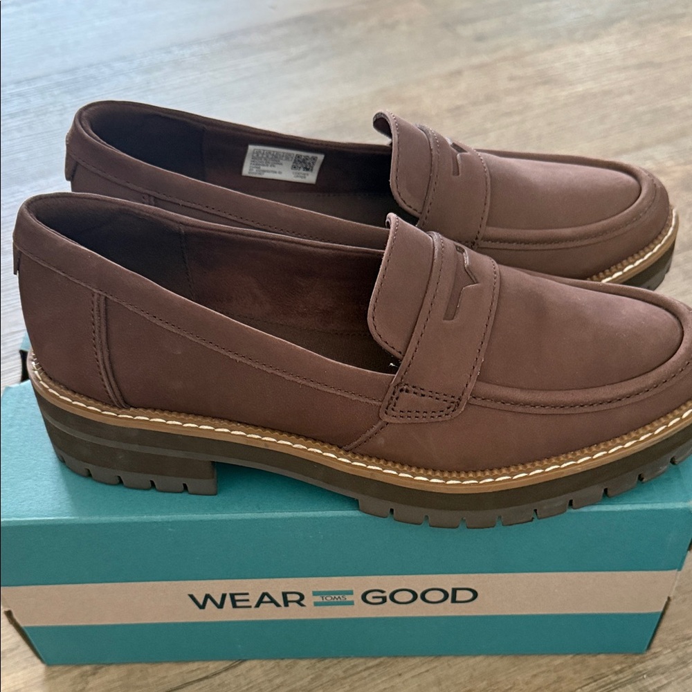 TOMS Brown Leather Lug-Sole Penny Loafers - Picture 3 of 6